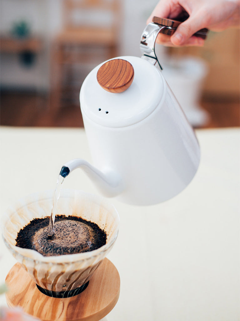 Bona Enamel Pour Over Coffee Kettle – Hario USA